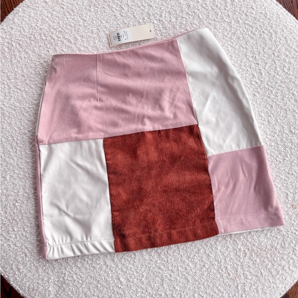 Francesca's Collections Dresses & Skirts - NWT Francesca’s Faux Leather Faux Suede Corduroy Mini Skirt white camel & pink